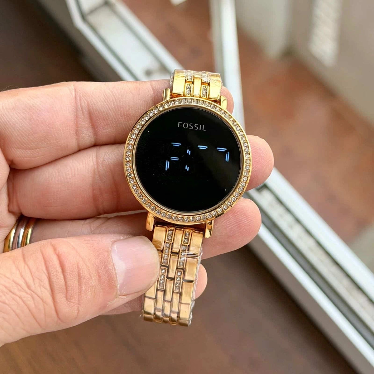 FOSSIL FOR HER 7A DIGITAL TIMING TOUCH SCREEN METAL DIAMOND STUDDED STRAP