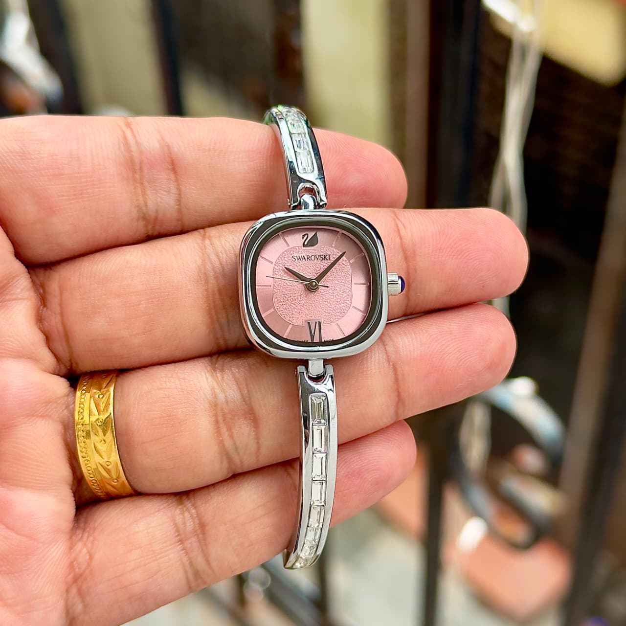 SWAROVSKI – ELEGANT LADIES LUXURY WATCH